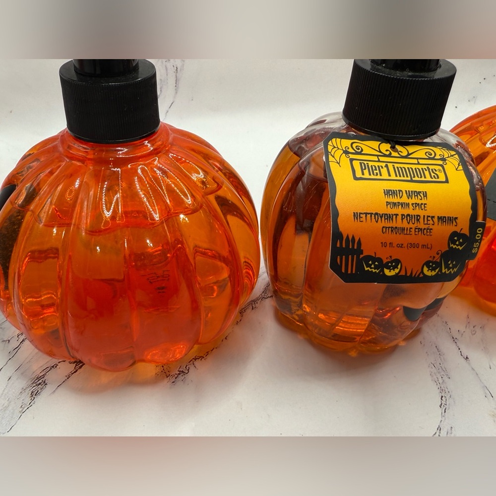 3 Pier 1 Pumpkin Spice Jack-o-Lantern soap dispenser - Picture 4 of 5
